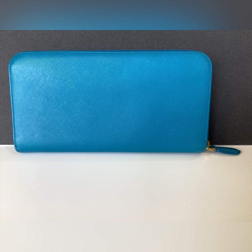 Prada Saffiano Continental Wallet in Turquoise with Gold Hardware - Picture 2 of 16